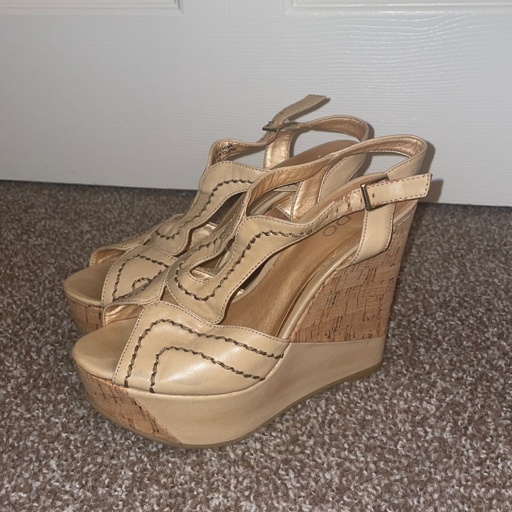 Aldo wedges